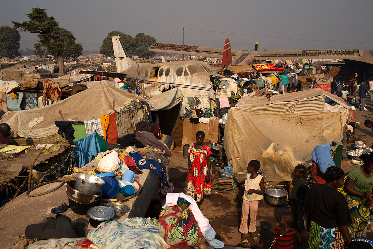 Dịch vụ chuyển hàng từ CENTRAL AFRICAN REPUBLIC về Việt Nam tiết kiệm