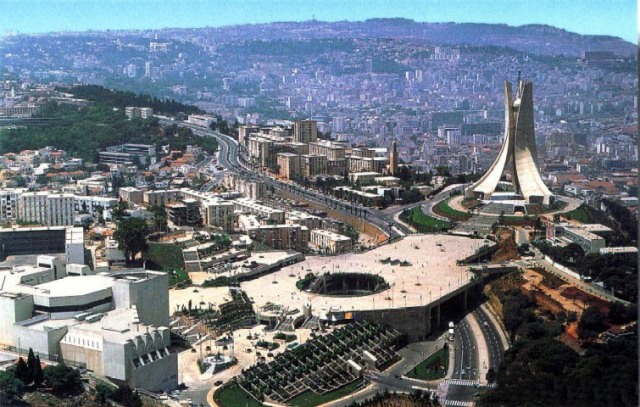 Vận chuyển hàng hóa quốc tế từ ALGERIA về Hà Nội